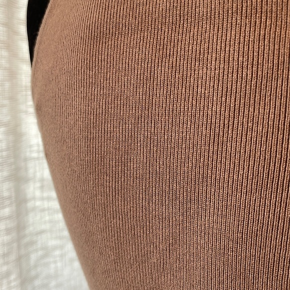 Knit High Neck Top - Picture 5 of 5